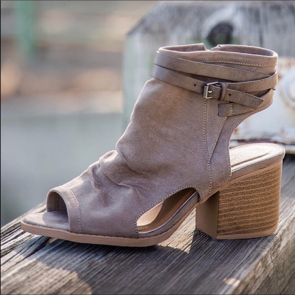 Ruched Buckle Block Heeled Peep Toe Mule Booties